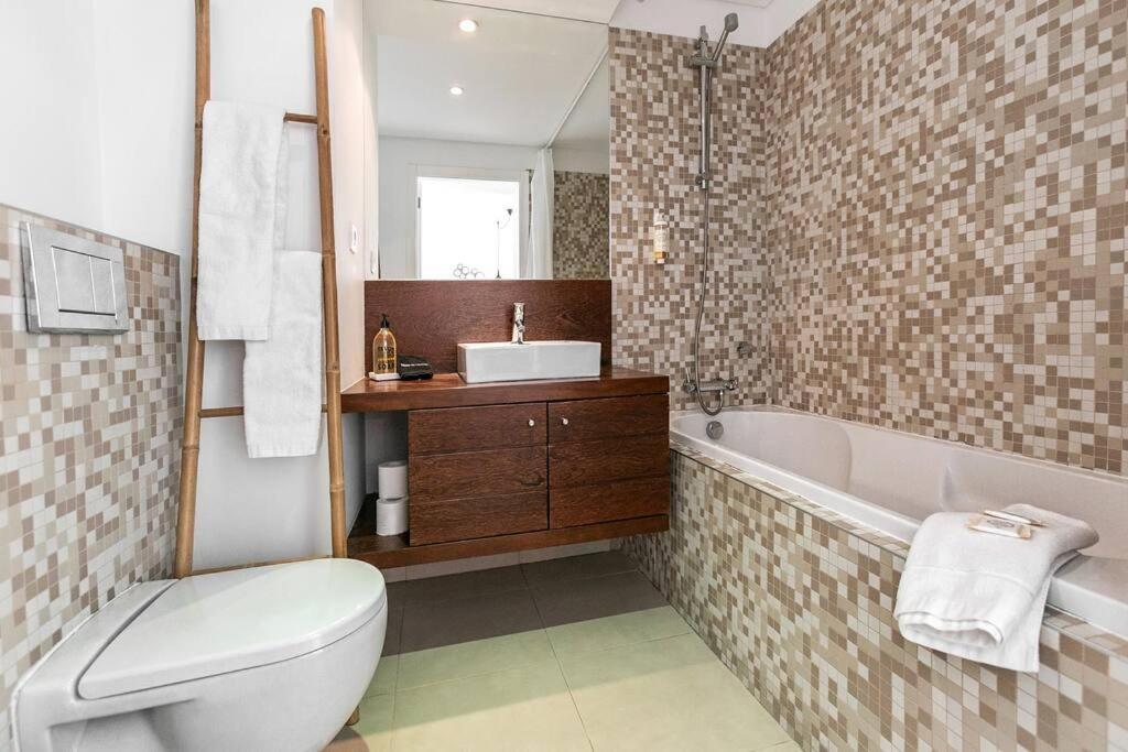 Lisbon Metro&Pool Apartment Lissabon Buitenkant foto